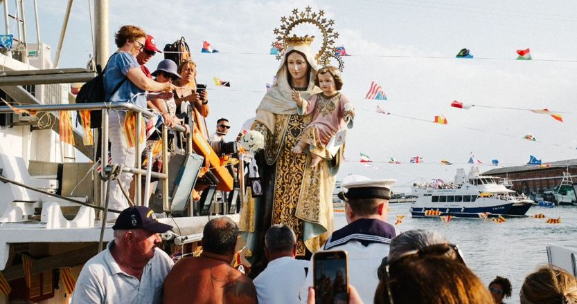 En este momento estás viendo «La Visitación» con la Virgen del Carmen