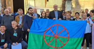 Lee más sobre el artículo Las Jornadas de Pastoral con los Gitanos se vivieron con júbilo entre gitanos, payos, latinos y sevillanos