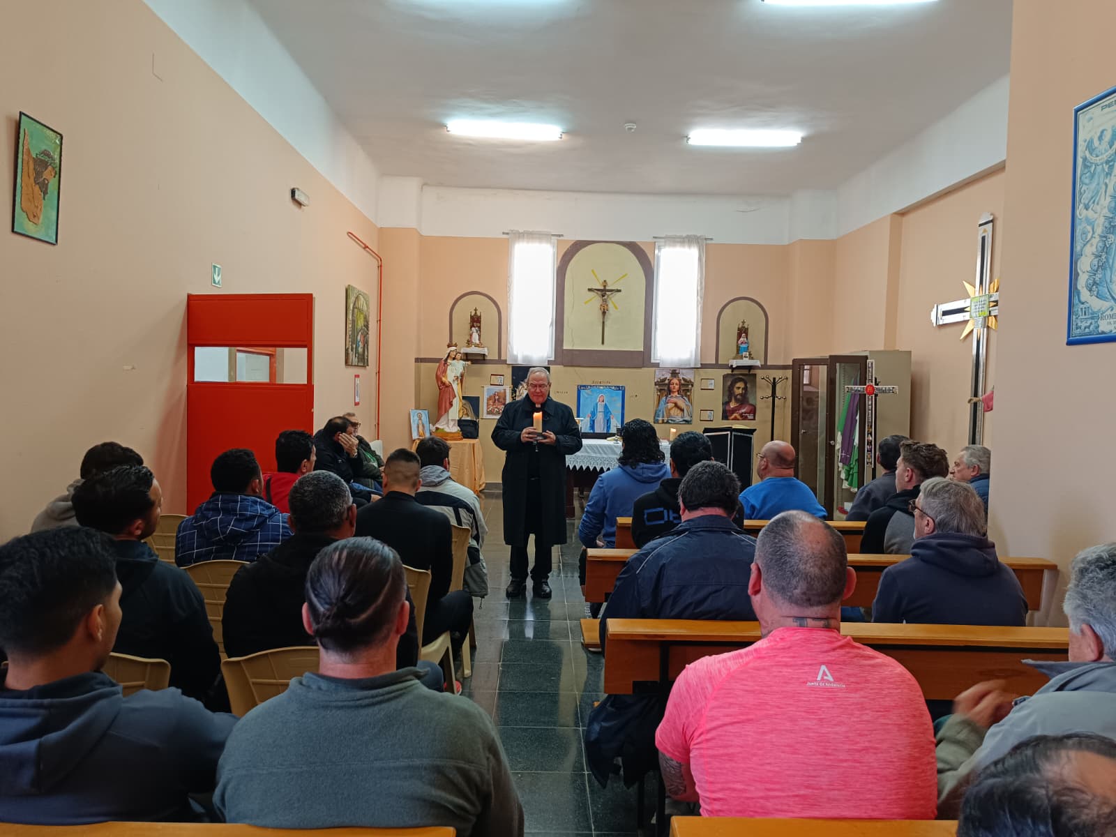 En este momento estás viendo El Arzobispo de Toledo celebra un retiro en el Centro Penitenciario Ocaña I