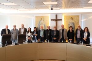 Lee más sobre el artículo Representantes de la CEE y de los sindicatos CCOO y UGT celebran un encuentro sobre el futuro del trabajo
