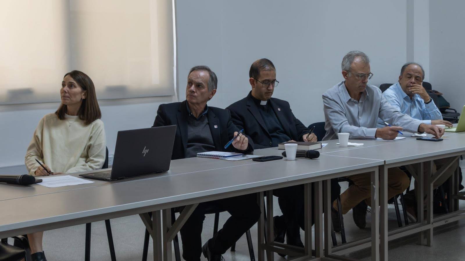 En este momento estás viendo La inteligencia artificial y la crisis climática a la luz de la ecología integral
